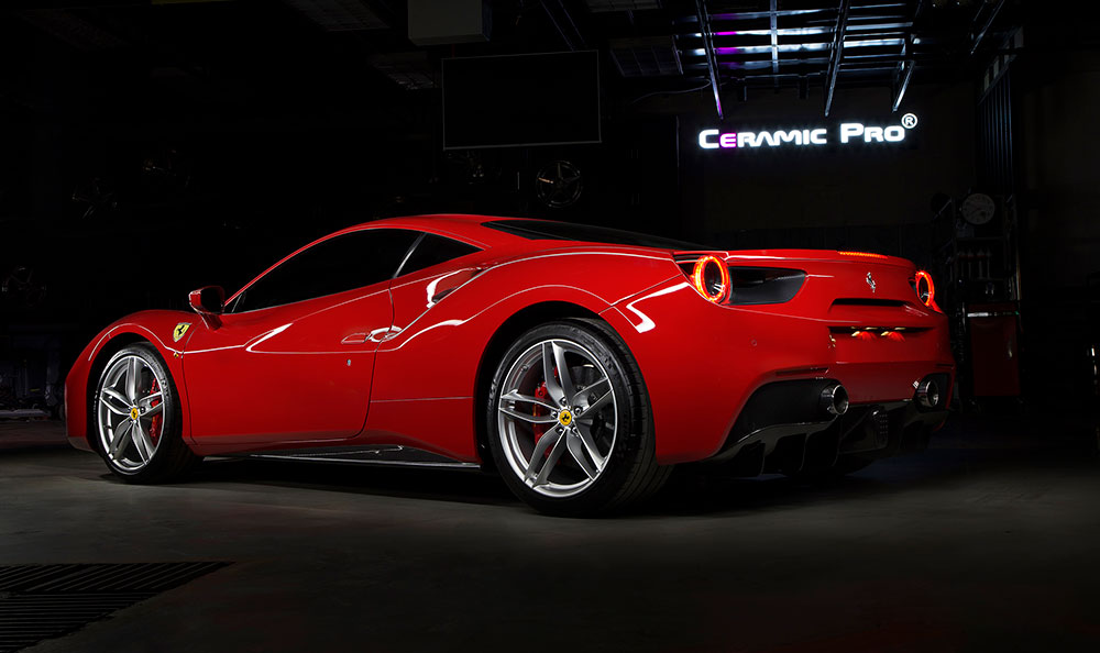 chuyên chụp ảnh quảng cáo thương hiệu xe Ferrari